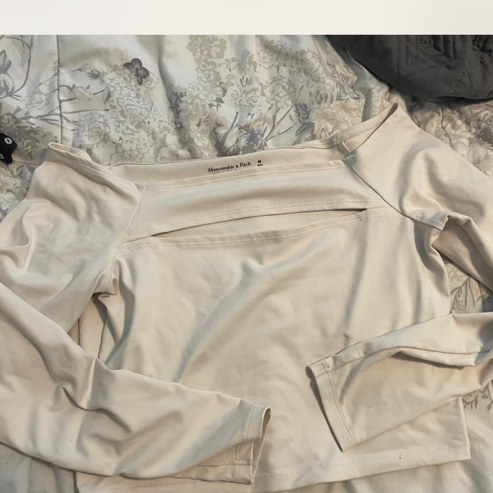 Abercrombie & Fitch Cream Soft Collection Top